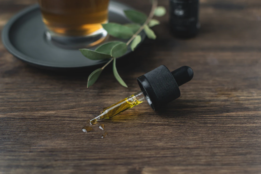Shopping for CBD Oil: What to Look for When Buying CBD Oil - Leaf Remedys